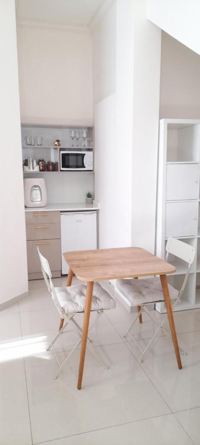 Regina'S Place Or Akiva Exteriör bild