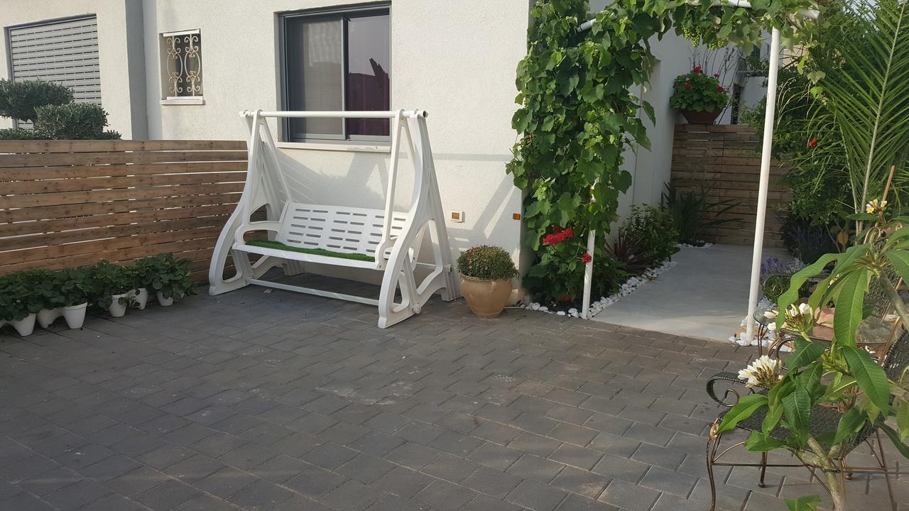 Regina'S Place Or Akiva Exteriör bild