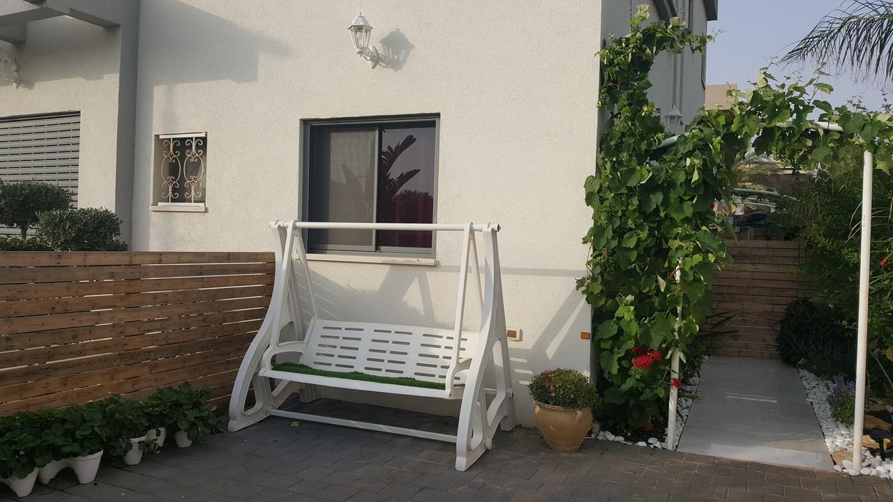 Regina'S Place Or Akiva Exteriör bild